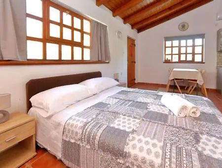 Appartement Pjer 1 *