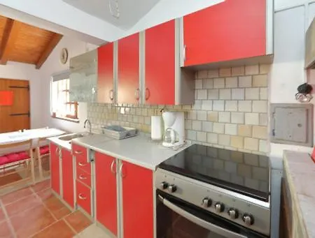 Appartement Pjer 1 *